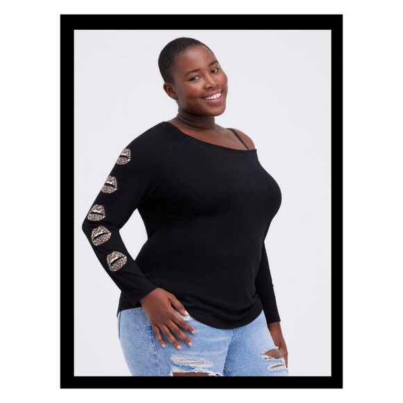 NWT Torrid 1X Leopard Lips Off Shoulder Long Sleeve Black Tee Shirt Size 14-16 - Picture 1 of 8